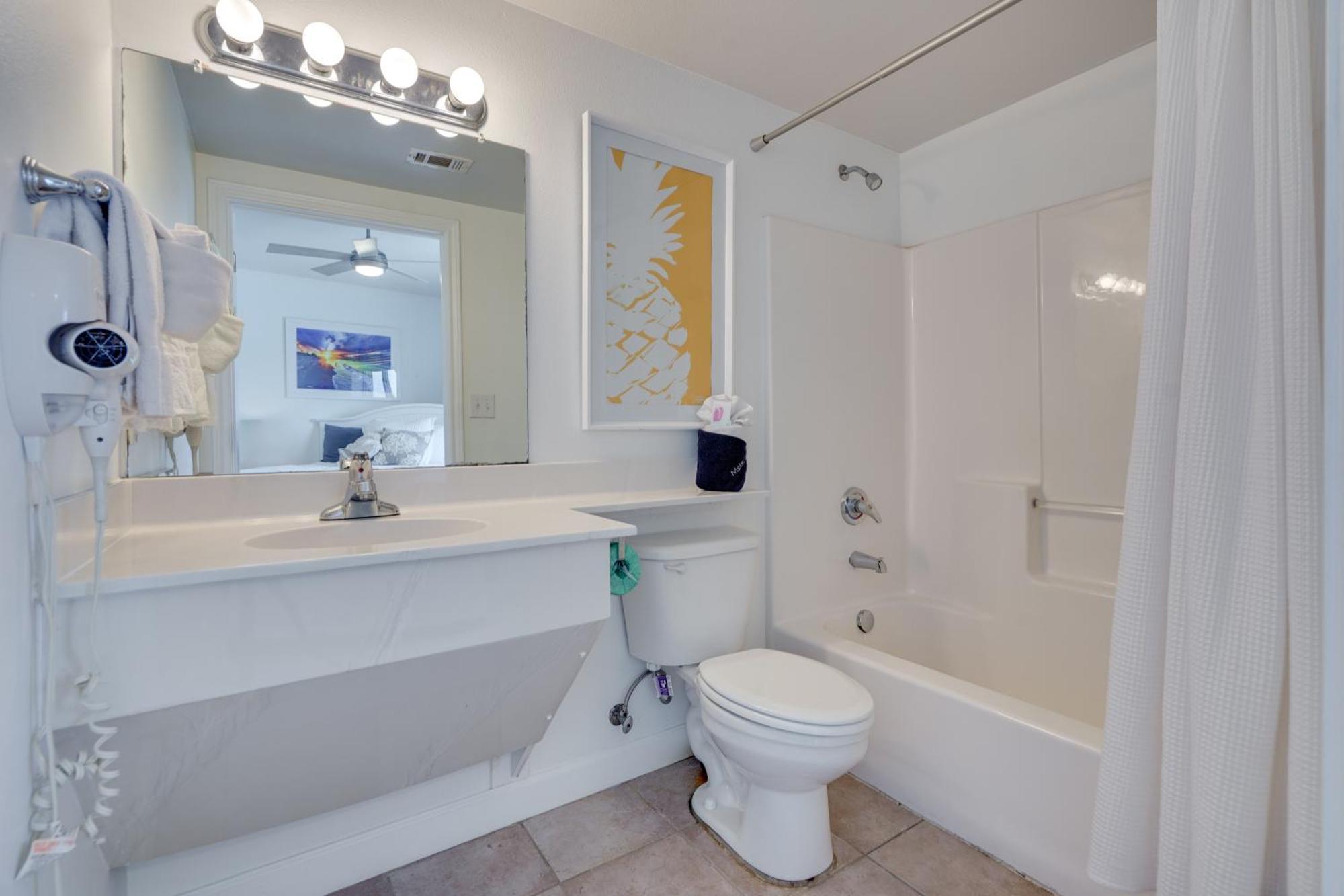Beachfront Pcb Condo With Ocean View, Pool Access! Панама Сити Бийч Екстериор снимка